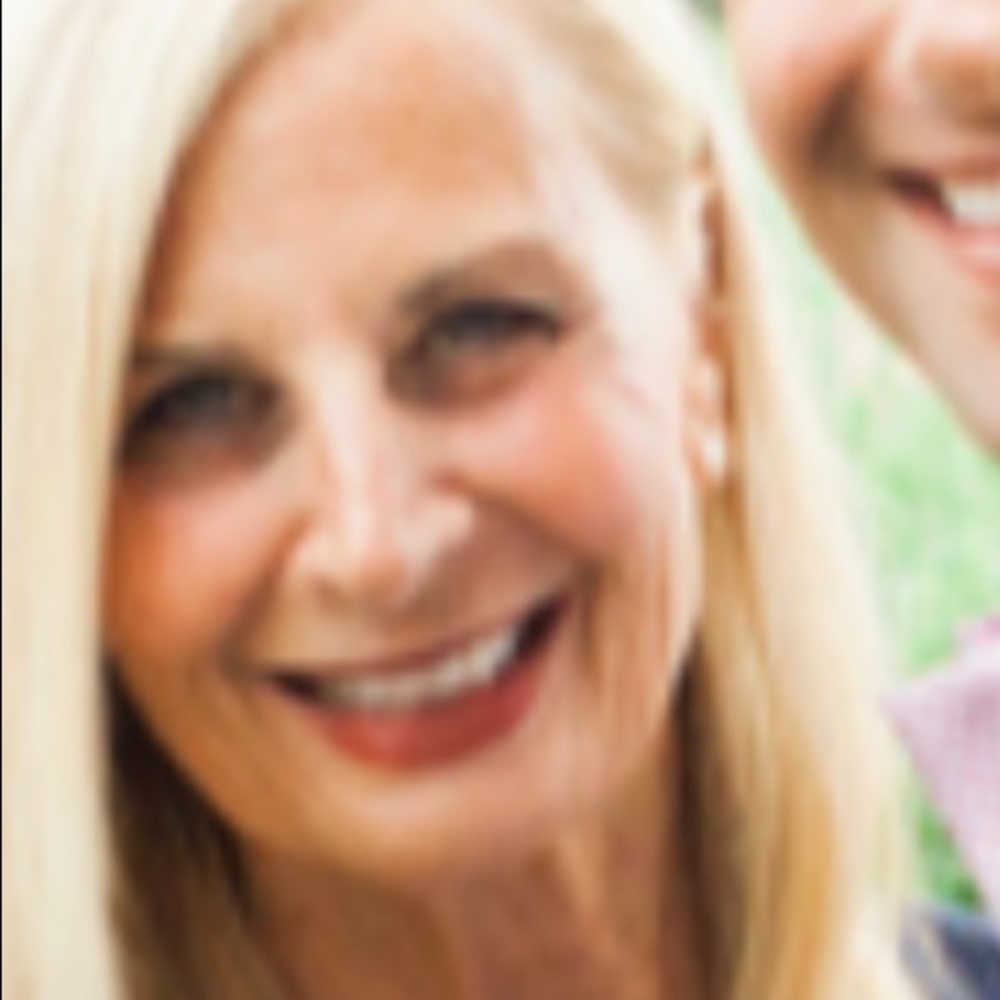 Meet your Posher, Carlotta